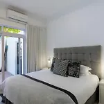 Clifton Yolo Spaces - Clifton Beachfront Apartments