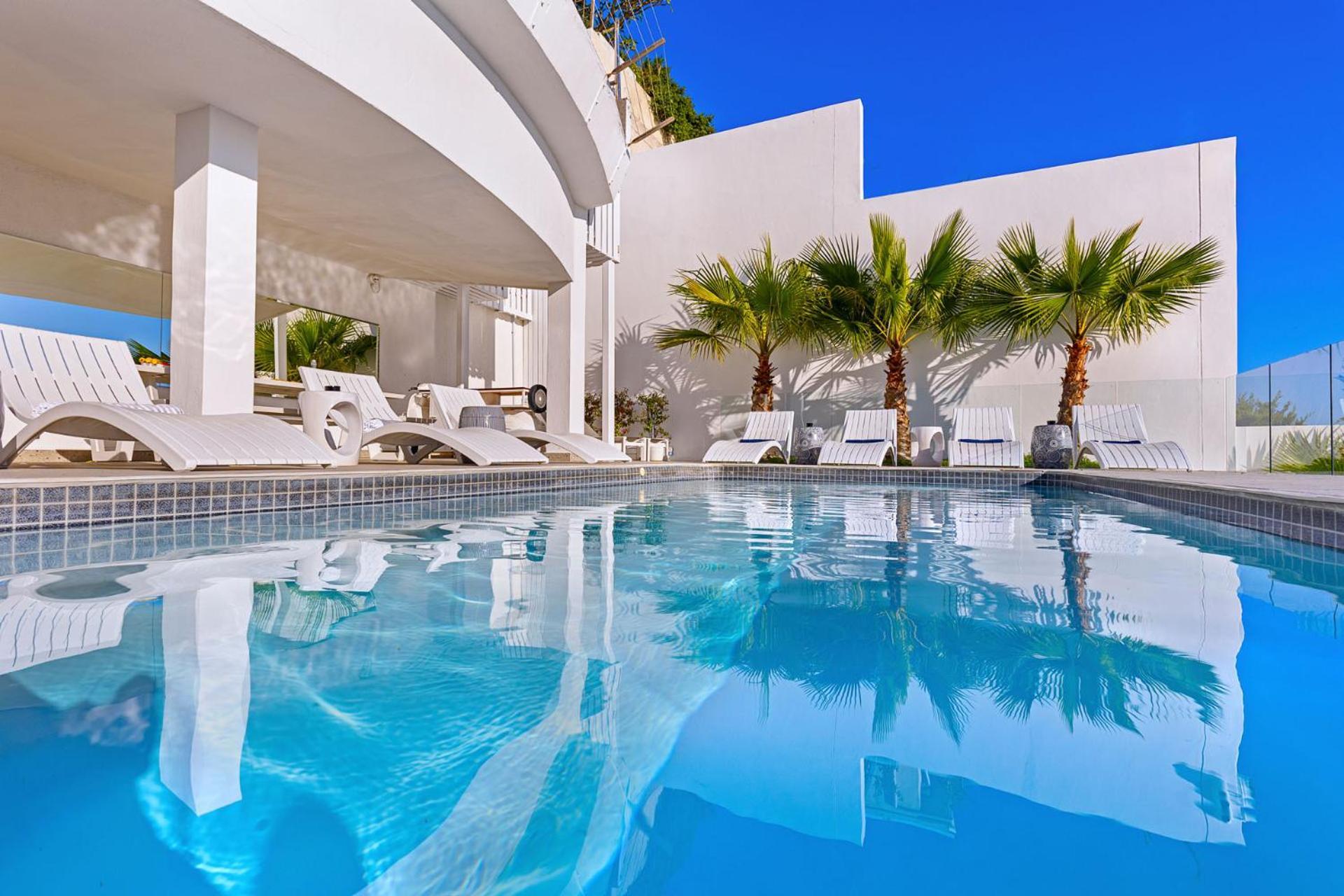 Clifton Yolo Spaces - Clifton Beachfront *
