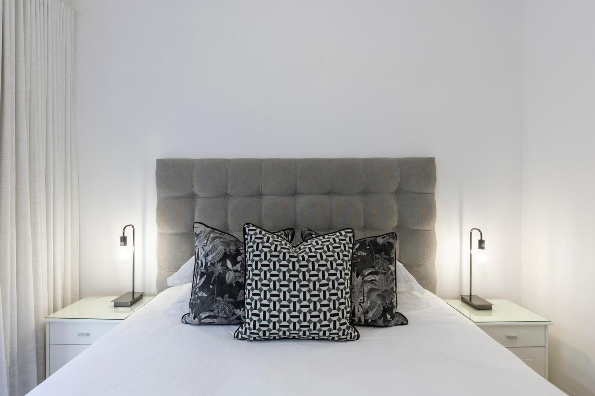 Apartment Clifton Yolo Spaces - Clifton Beachfront