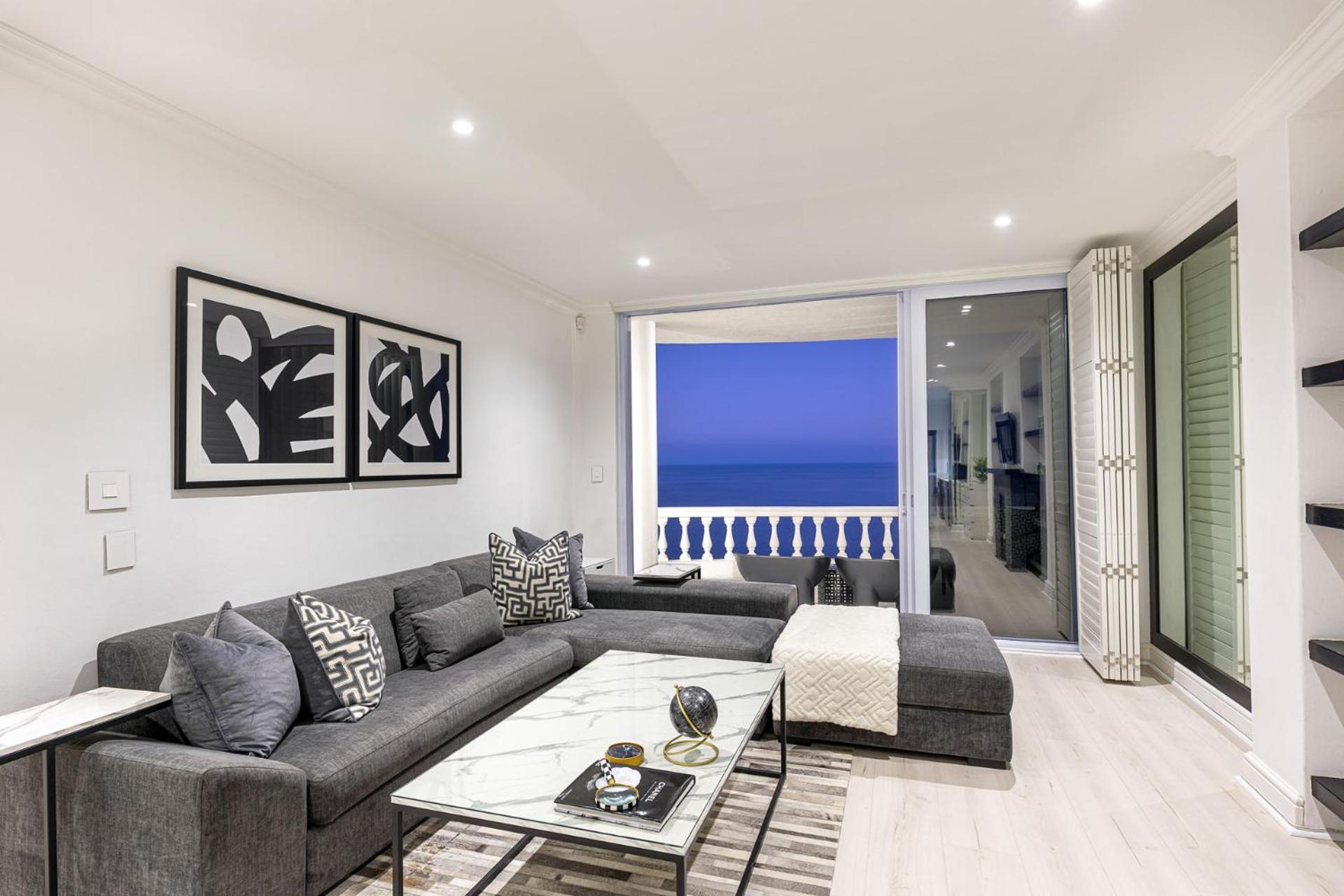 Clifton Yolo Spaces - Clifton Beachfront *